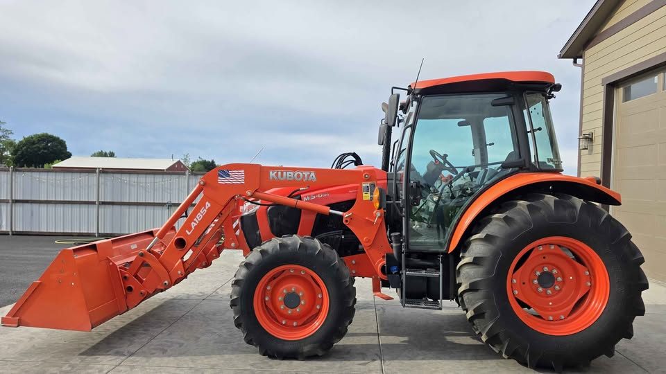 2016 KUBOTA TRACTOR M5-091 photo 11