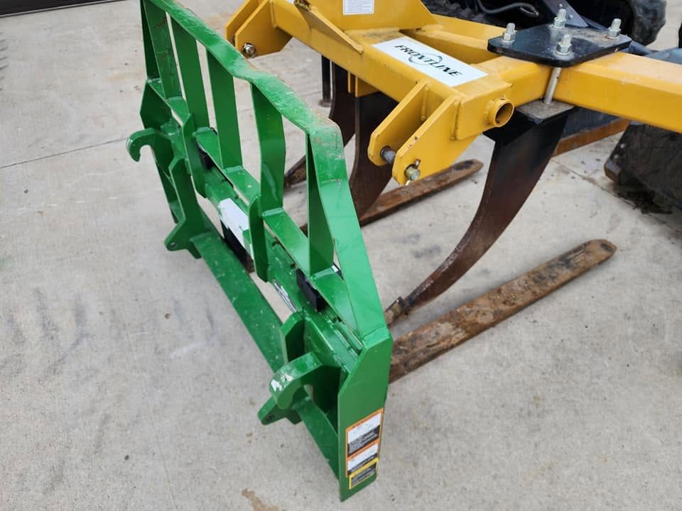 2021 John Deere 5065E Utility Cab photo 5
