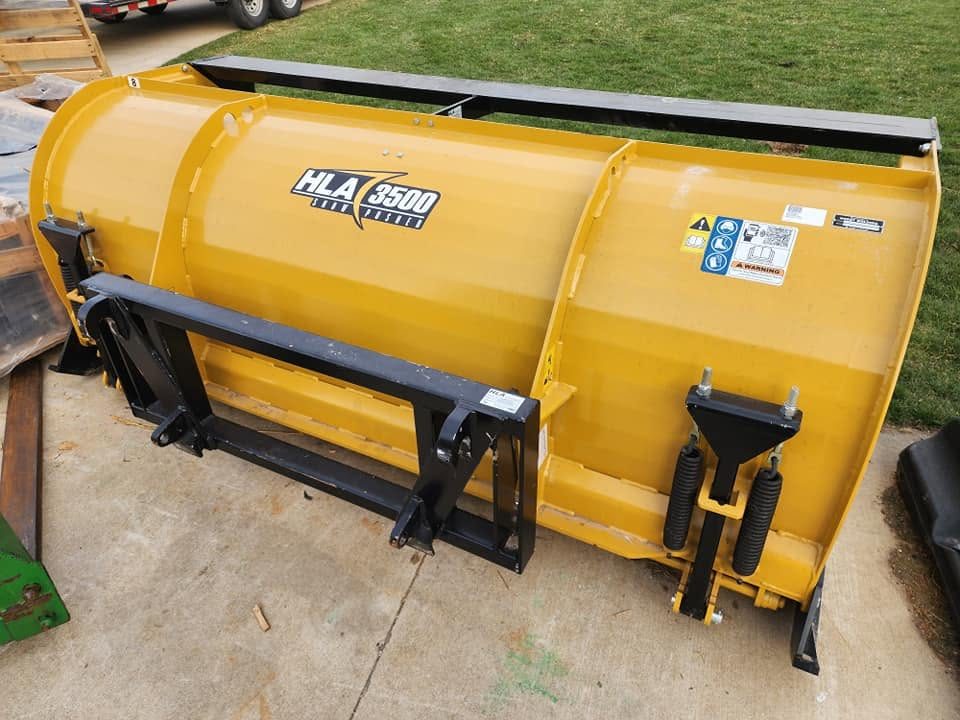 2021 John Deere 5065E Utility Cab photo 9