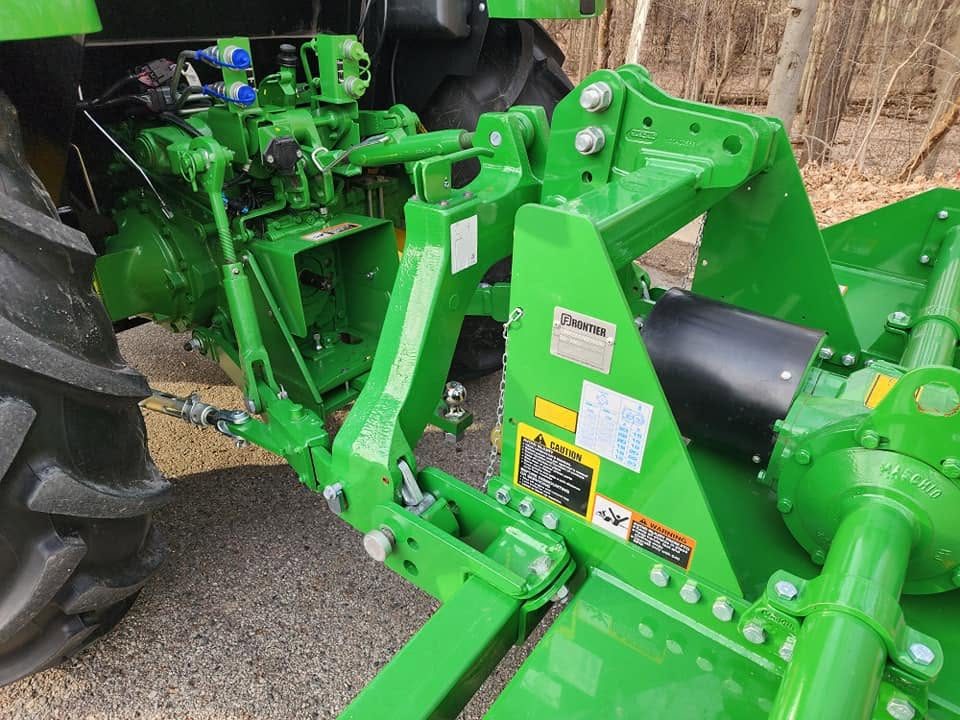 2021 John Deere 5065E Utility Cab photo 15