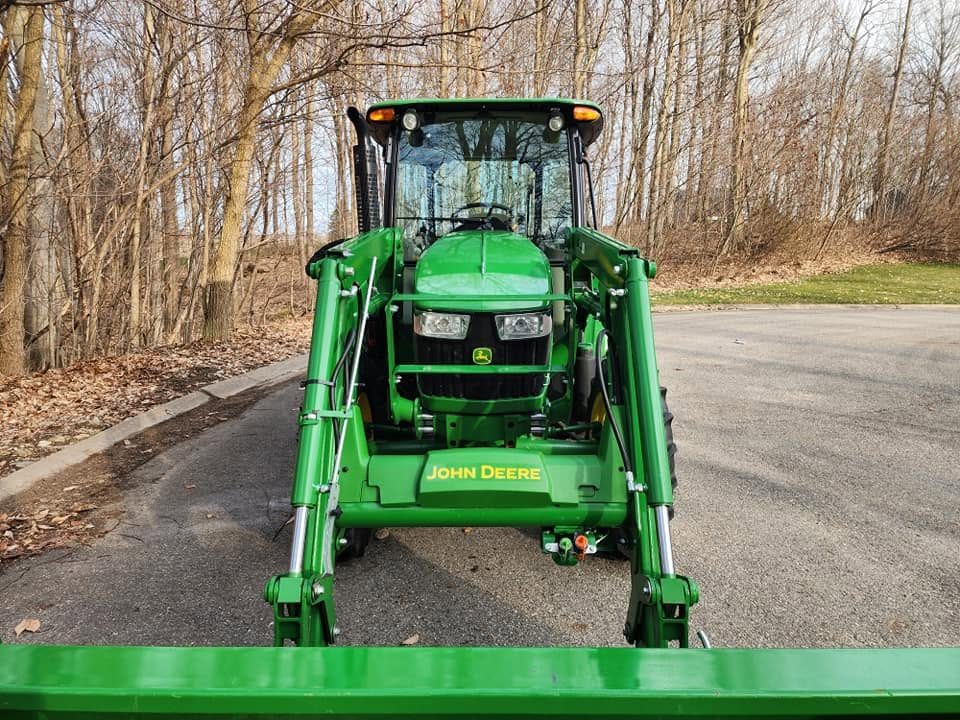 2021 John Deere 5065E Utility Cab photo 20