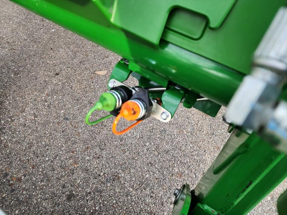 2021 John Deere 5065E Utility Cab photo 22