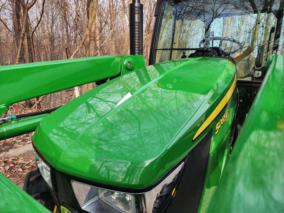 2021 John Deere 5065E Utility Cab photo 24