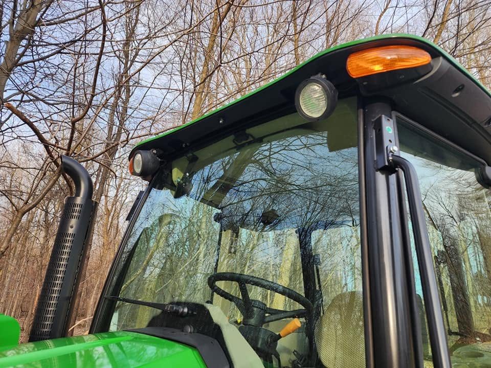 2021 John Deere 5065E Utility Cab photo 25