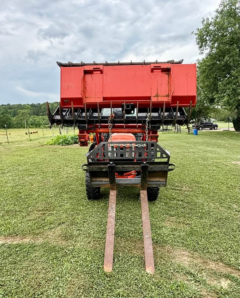 2021 Kubota L3560 Limited Edition photo 4