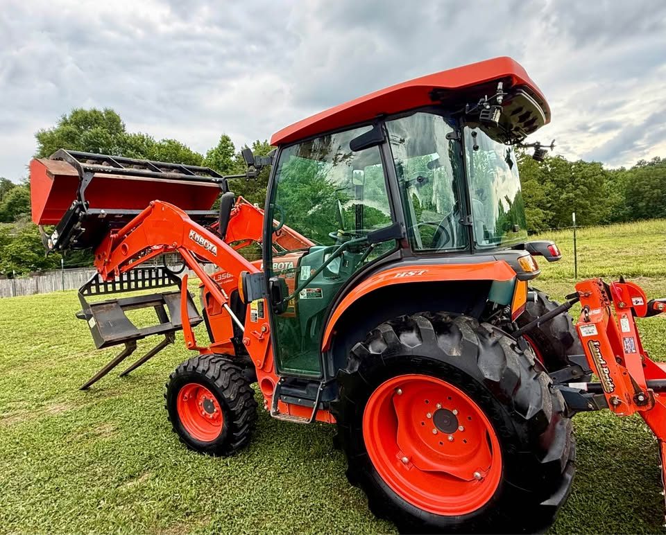 2021 Kubota L3560 Limited Edition photo 12