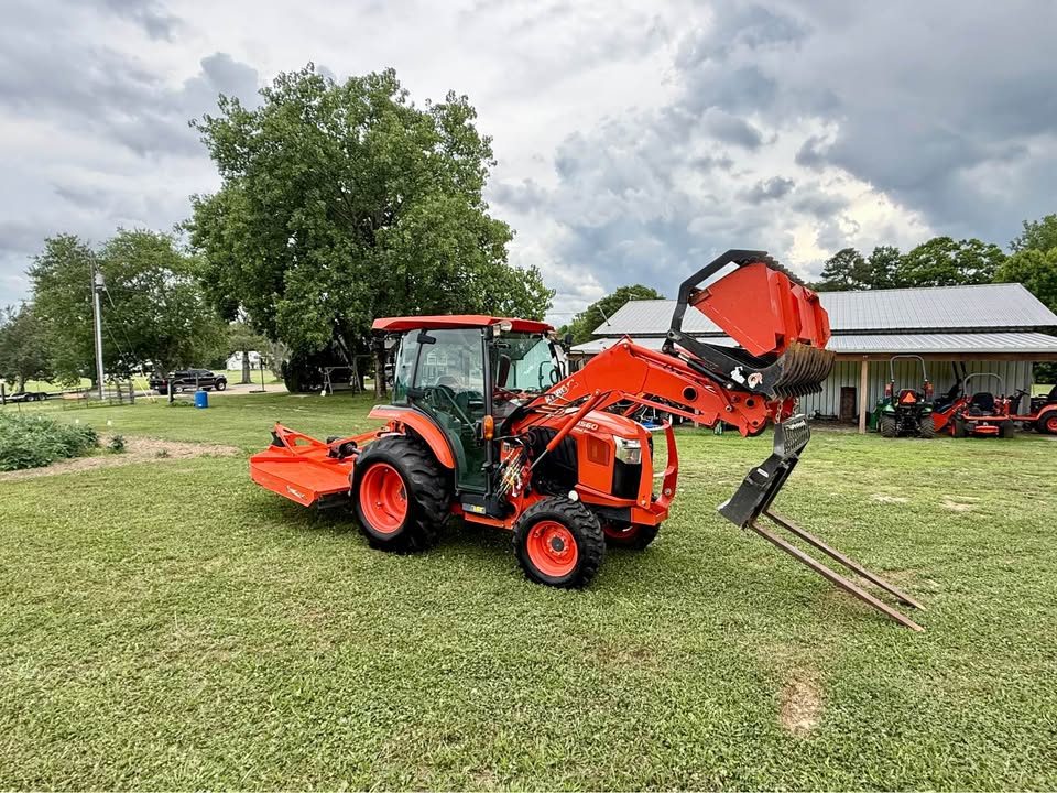 2021 Kubota L3560 Limited Edition photo 14