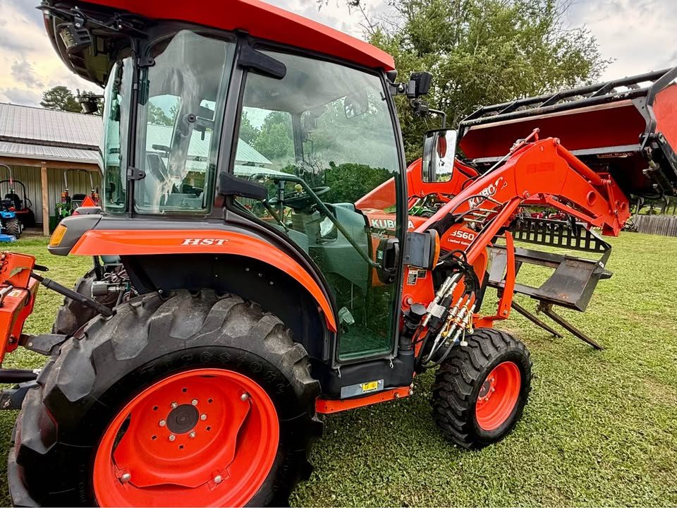 2021 Kubota L3560 Limited Edition photo 19
