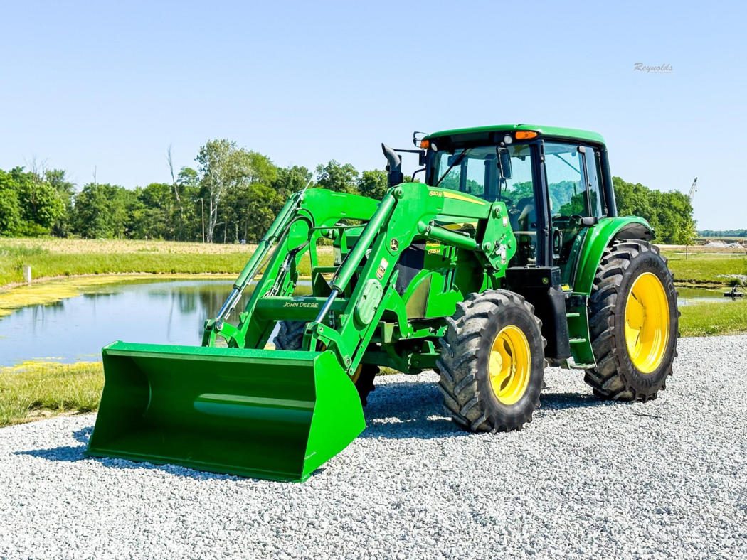 2014 John Deere 6125M